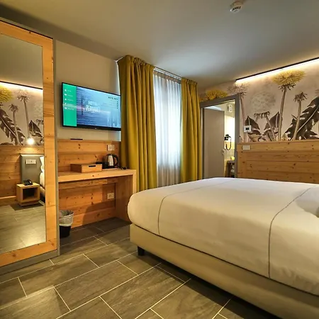 Otel Perruquet 3 Stelle Superior