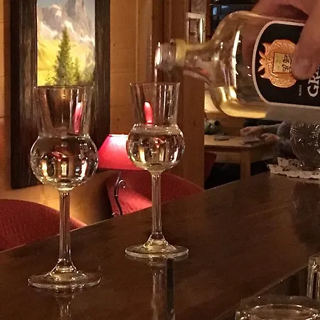 Perruquet 3 Stelle Superior Szálloda 3*