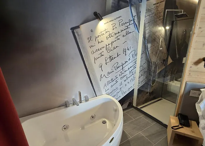 Perruquet 3 Stelle Superior 3* ברויל-קרוויניה